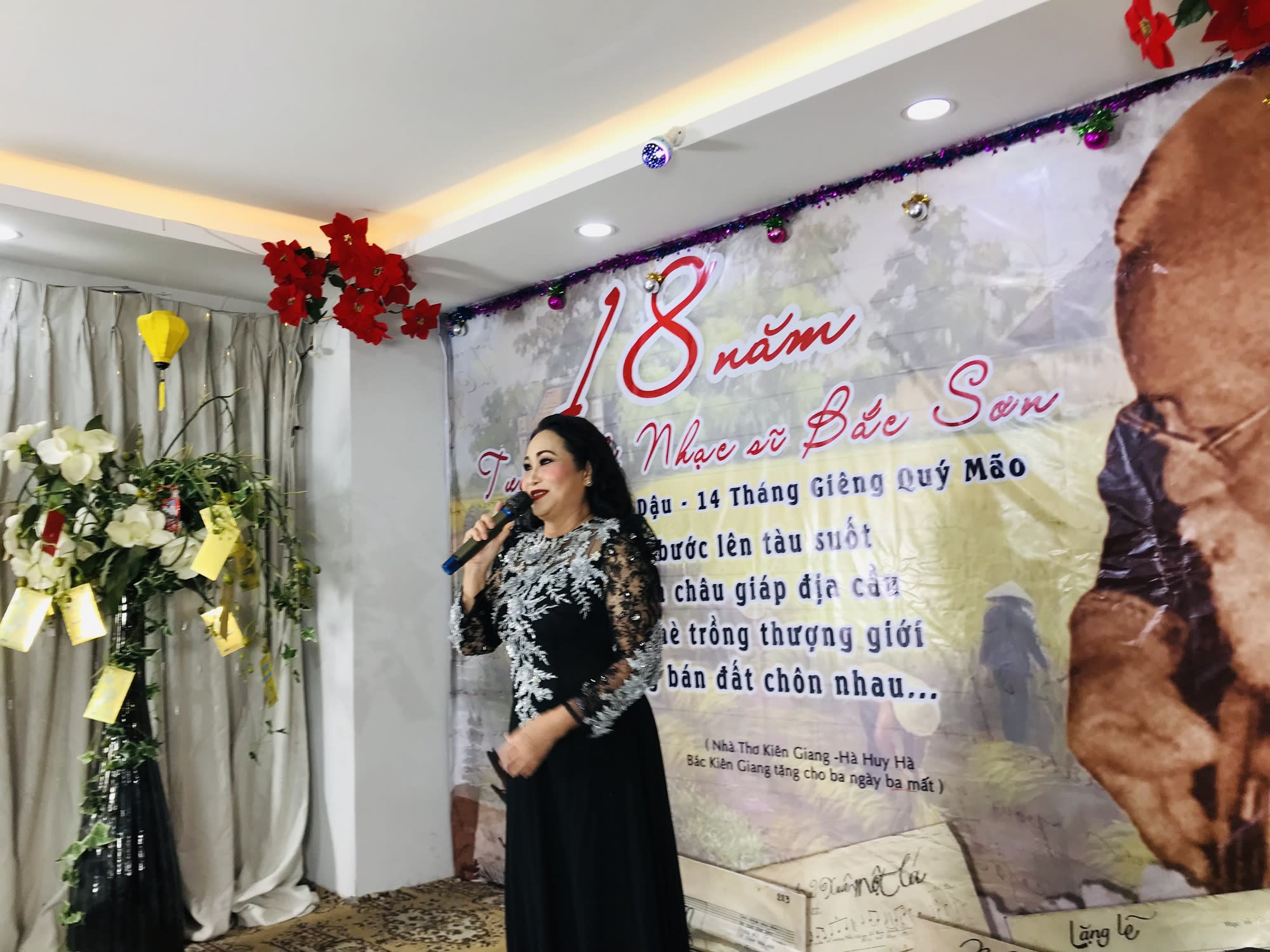 Nghệ sĩ tề tựu tưởng nhớ nhạc sĩ Bắc Sơn 3 Nghệ sĩ tề tựu tưởng nhớ nhạc sĩ Bắc Sơn - Ảnh 2.
